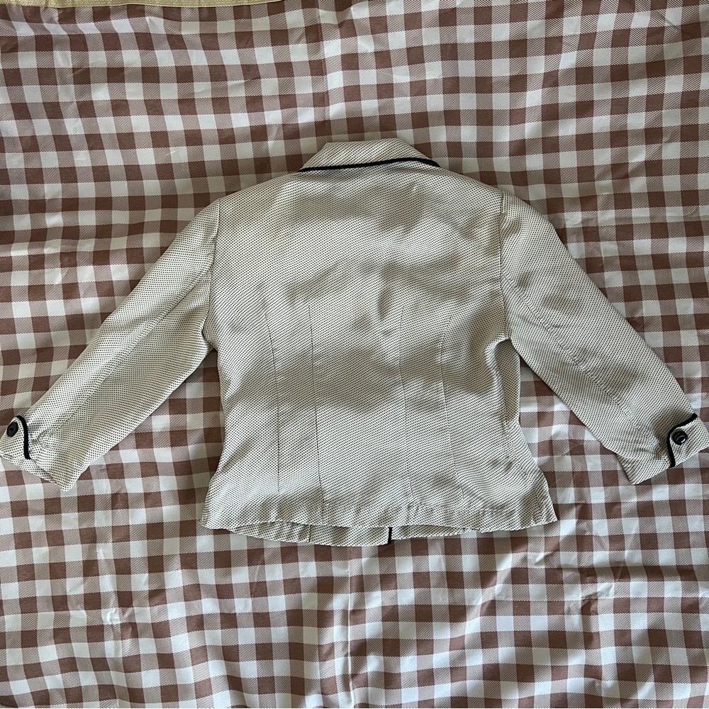 Jones New York 100% Silk Polka Dot Cream Blazer with Black Trim - Picture 5 of 11